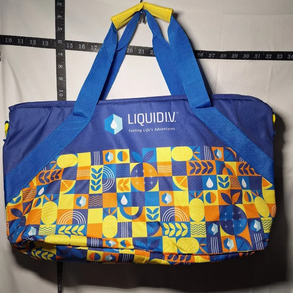 NWOT Liquid IV Cooler Tote
